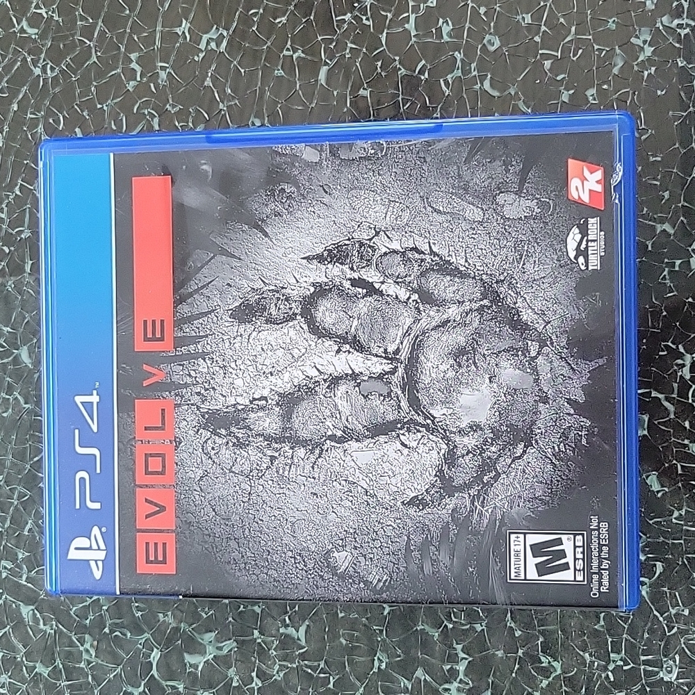 PS 4 video game-Evolve‎